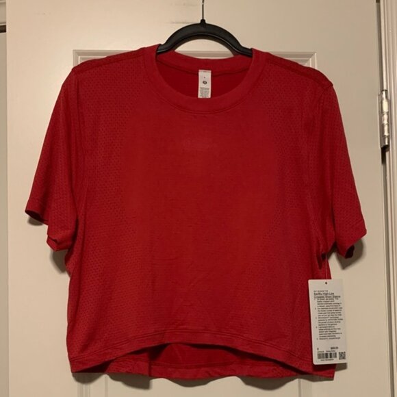 lululemon athletica Red Swiftly High-Low Short Sleeve Tee, Size 8, NWT - Picture 1 of 6